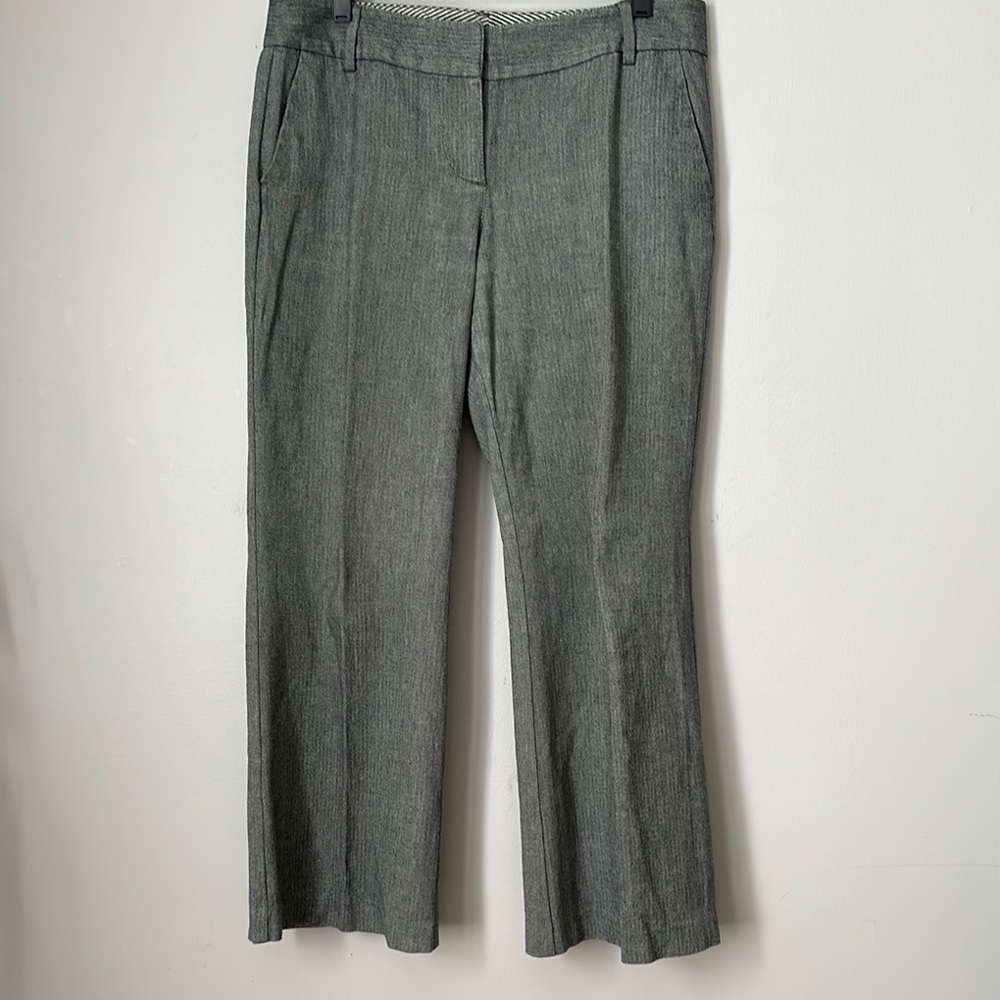 LOFT herringbone, low waist, straight leg Gray Dress Pants size 10